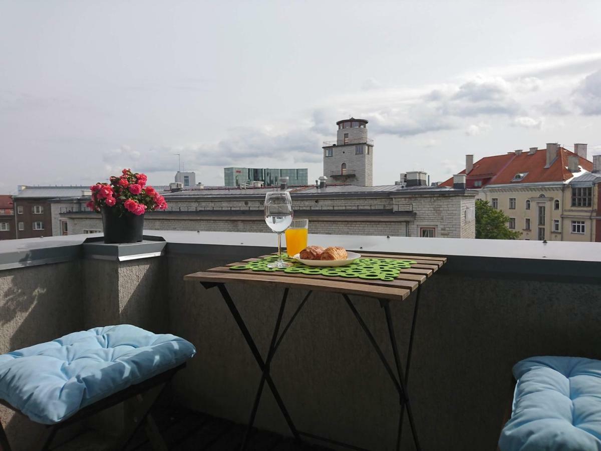 Huoneisto Center Raua With Balcony Tallinna